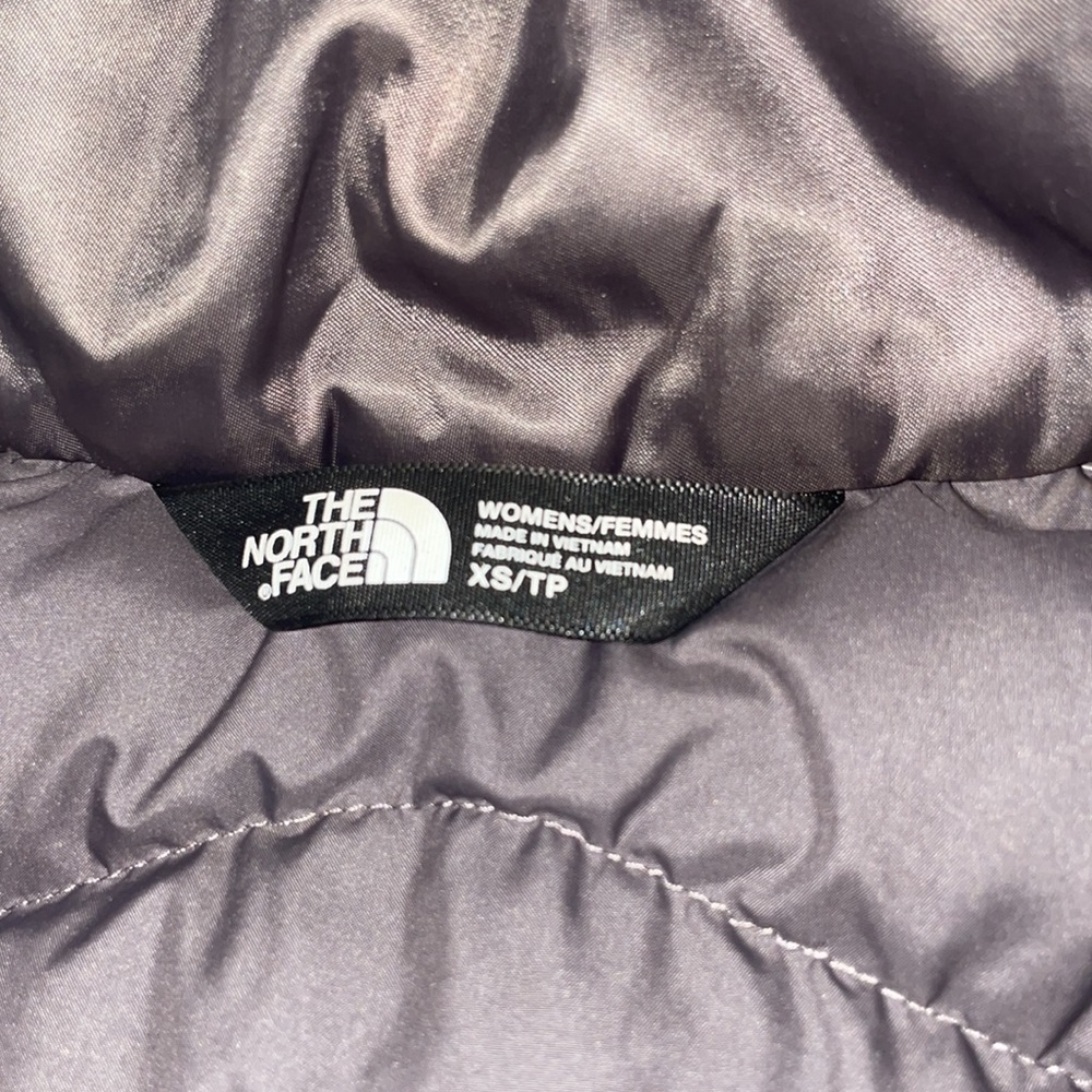 The North Face Aconcagua 550 Down Vest - Picture 6 of 8